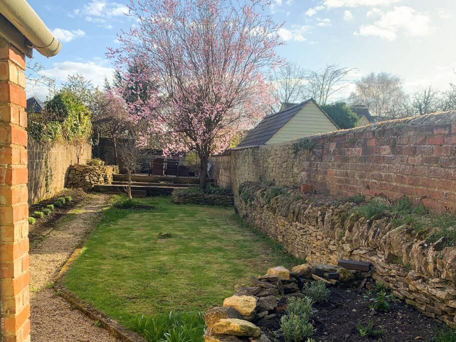 Cosy Cottage In Moreton-In-Marsh Luaran gambar
